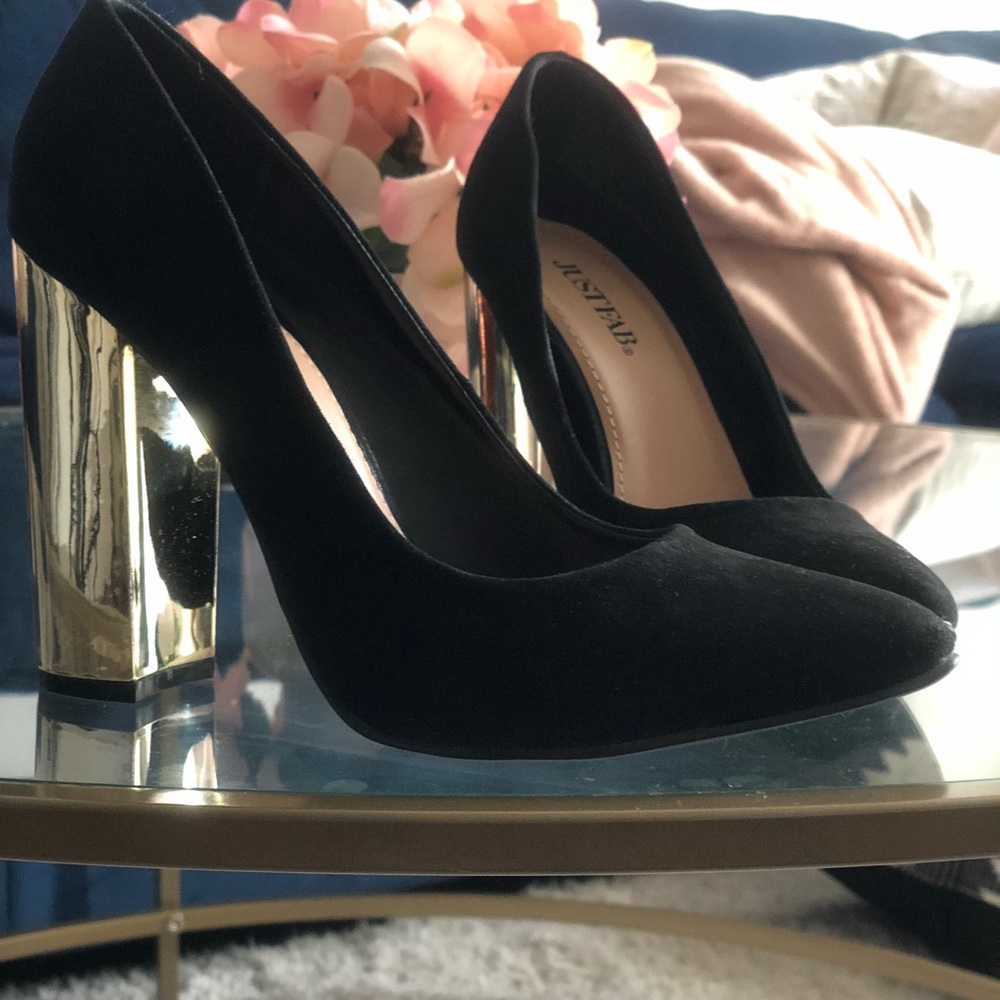 7.5 JustFab block heels